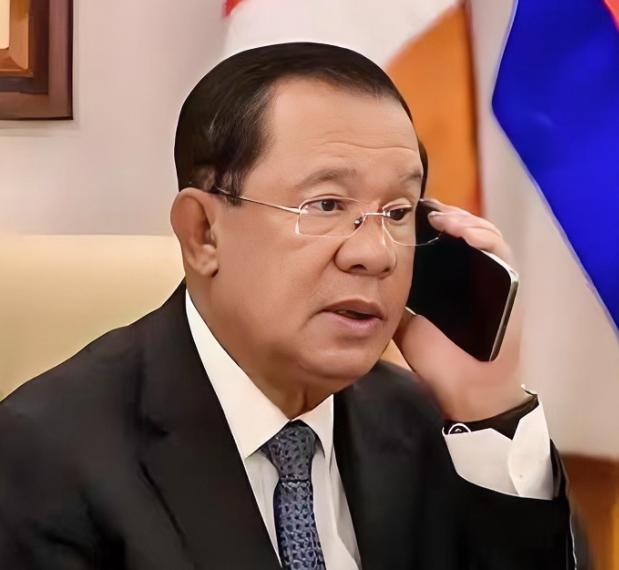 彻底认怂！泰国柬埔寨签署停火协议后，多家外媒披露，柬埔寨方面还向泰国承诺会连手