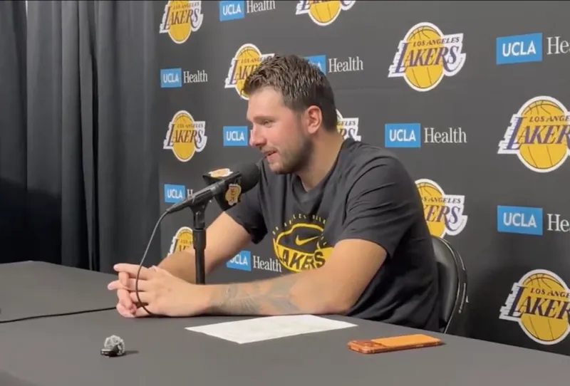 NBA常规赛湖人116-99战胜篮网。卢卡-东契奇谈及个人第16次技术犯