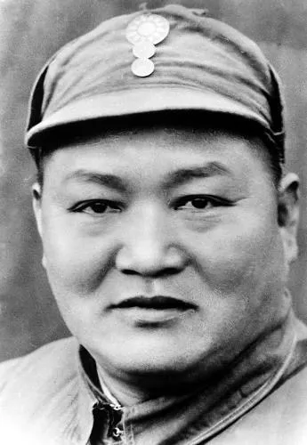 1941年，新四军击毙了100多名日军，不久，日军派人来索要尸体，罗炳辉笑道：“