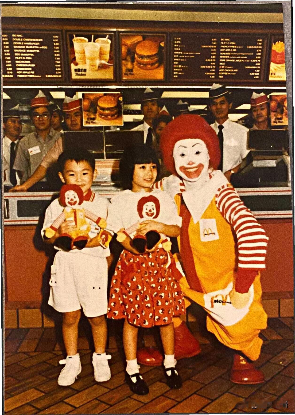 35年前中国第一家麦当劳，原来这么震撼！谁能想到，35年前的深圳，藏着这么