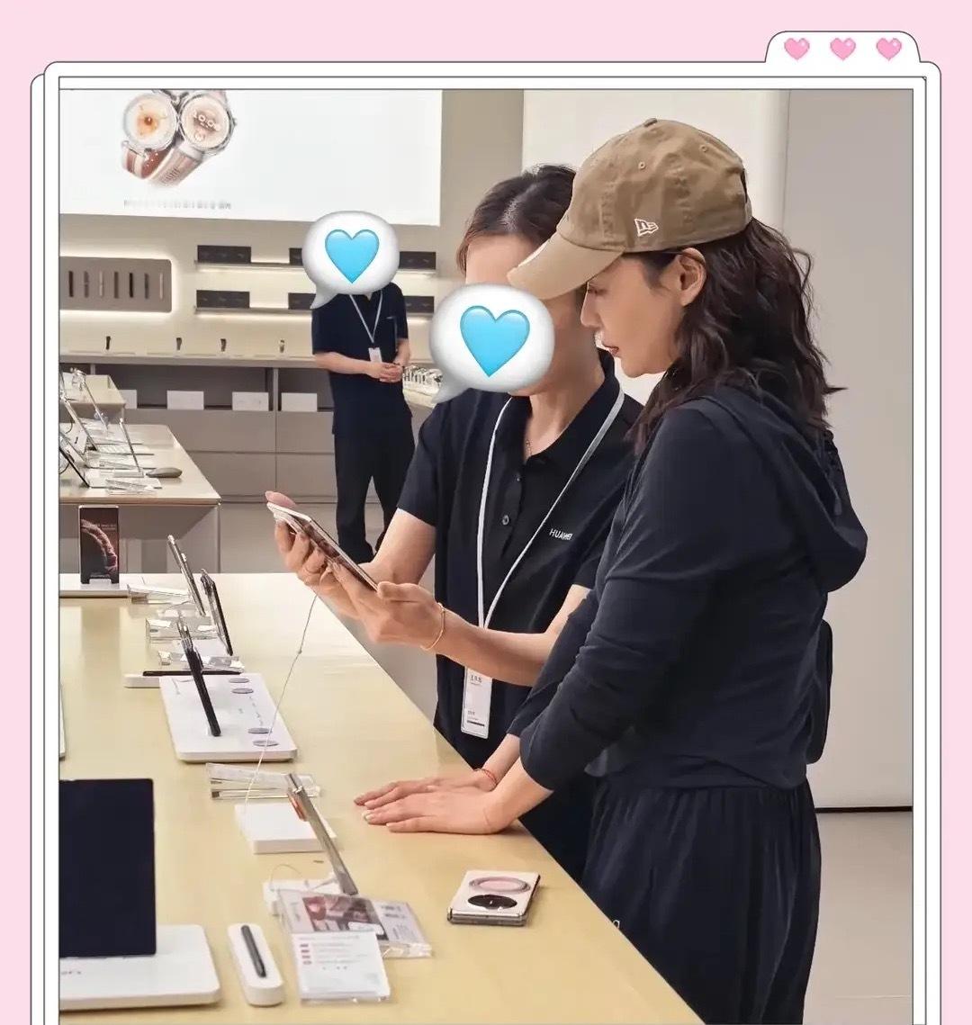 袁姗姗买手机被偶遇，一身休闲装，戴着棒球帽，松弛感十足！