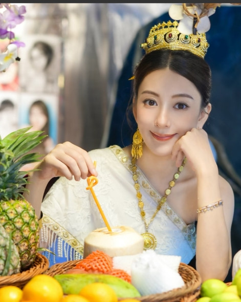 方媛，引发热议！今日，郭富城老婆方媛在社交平台更新动态！晒出在云南旅游时拍摄