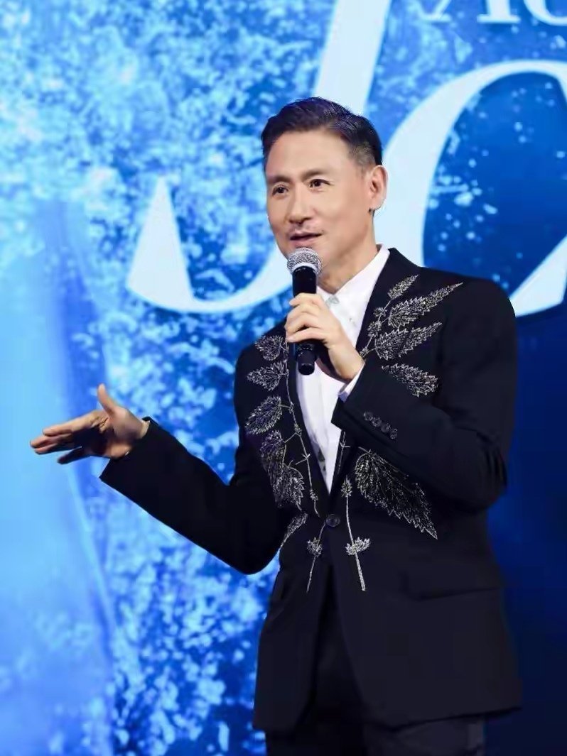 张学友婉拒四大天王合体其实张学友说的挺对的，哪有什么四大天王，不管是过去还是现在