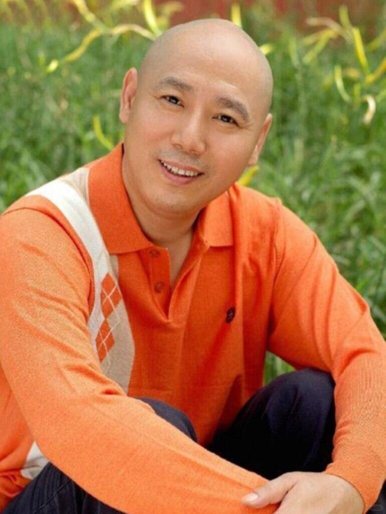 一、初识：京剧牵线，相差18岁-1996年冬，42岁的李诚儒通过兄长（京
