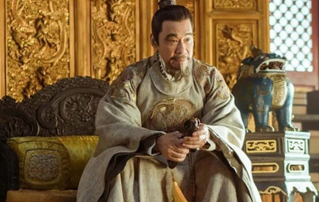 公元1407年，徐皇后去世后，朱棣突感寂寞难耐，于是下令挑选进宫伺候，谁料，锦衣