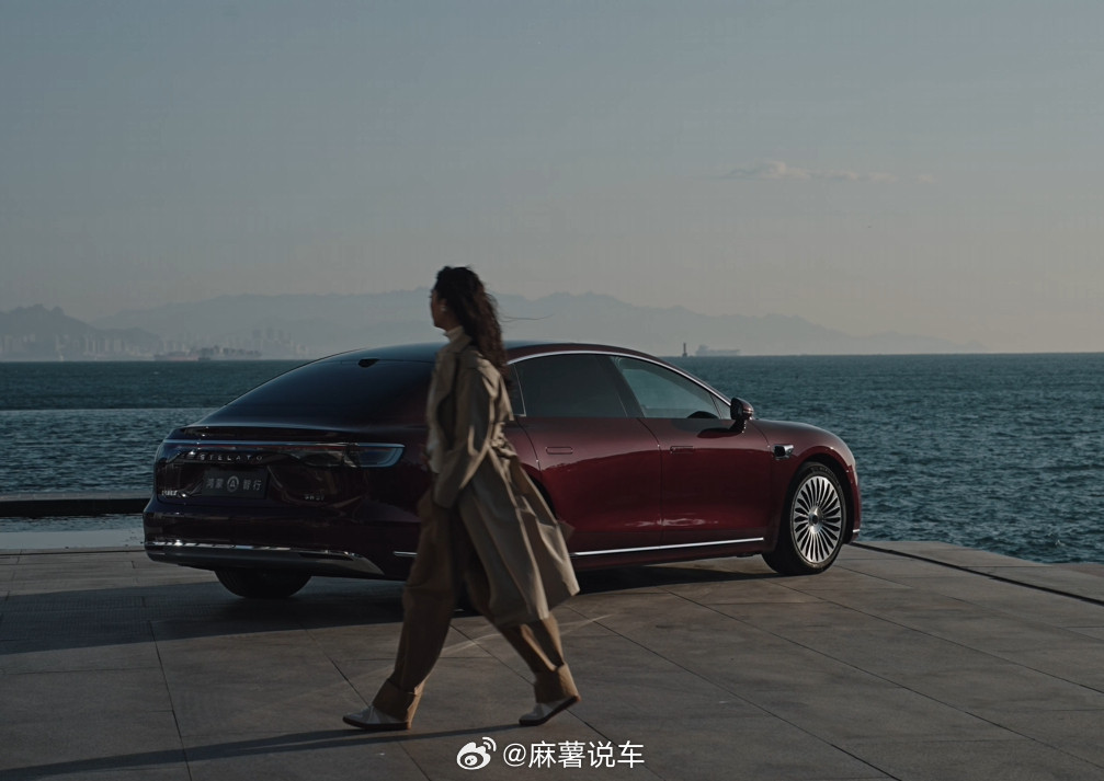 新款享界S9静态评测首发新款享界S9正式开启小订新款享界S9的科技配置，体验过才