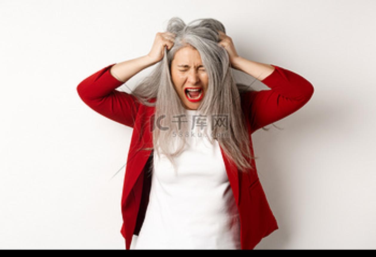 同事去了趟婆家，回来后气的不得了，在家里摔盘摔碗，在办公室里跟同事说起来还气得呼