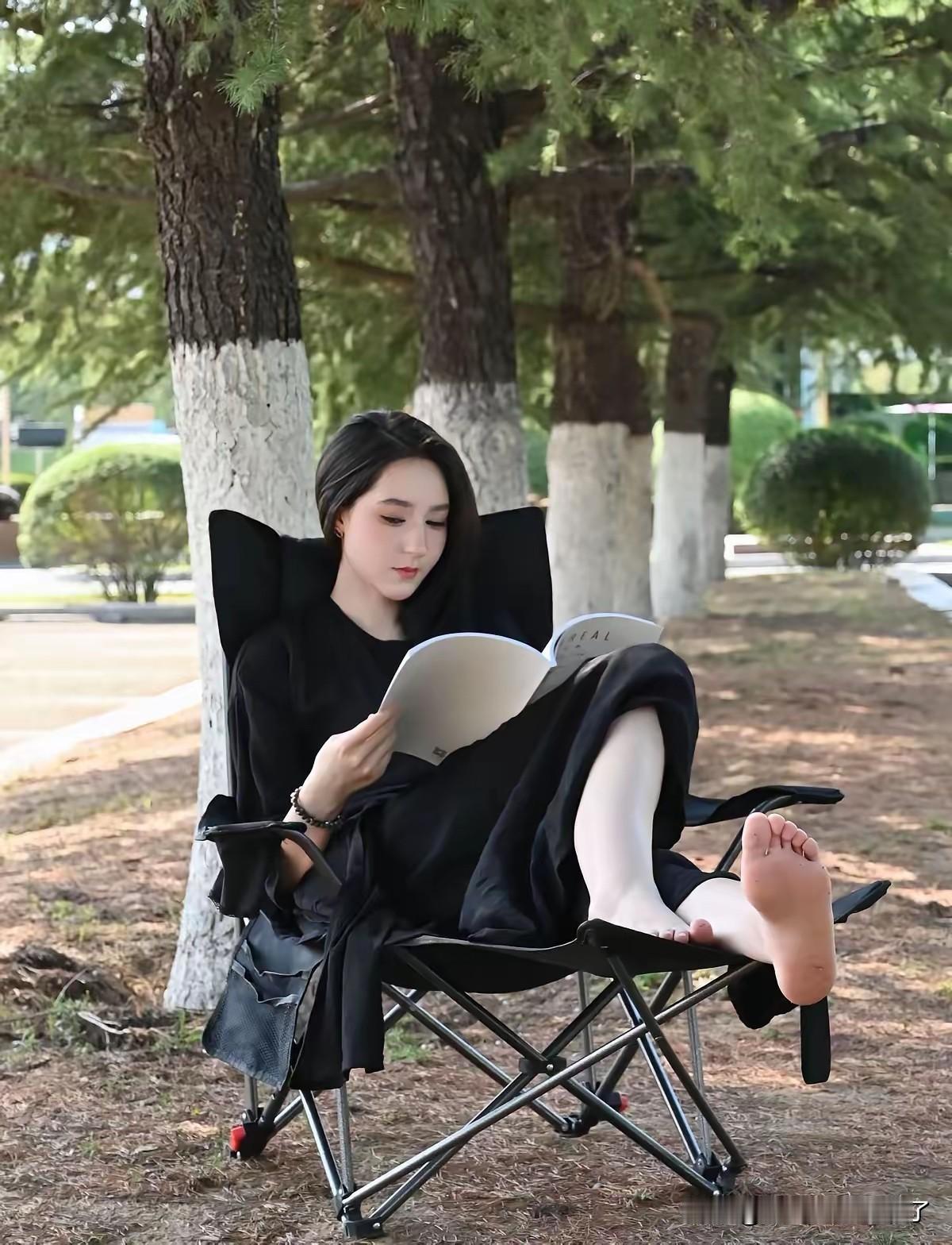 性格塑造孩子最早接触的人就是父母，家庭环境以及父母的教育方式，在孩子性格塑造过