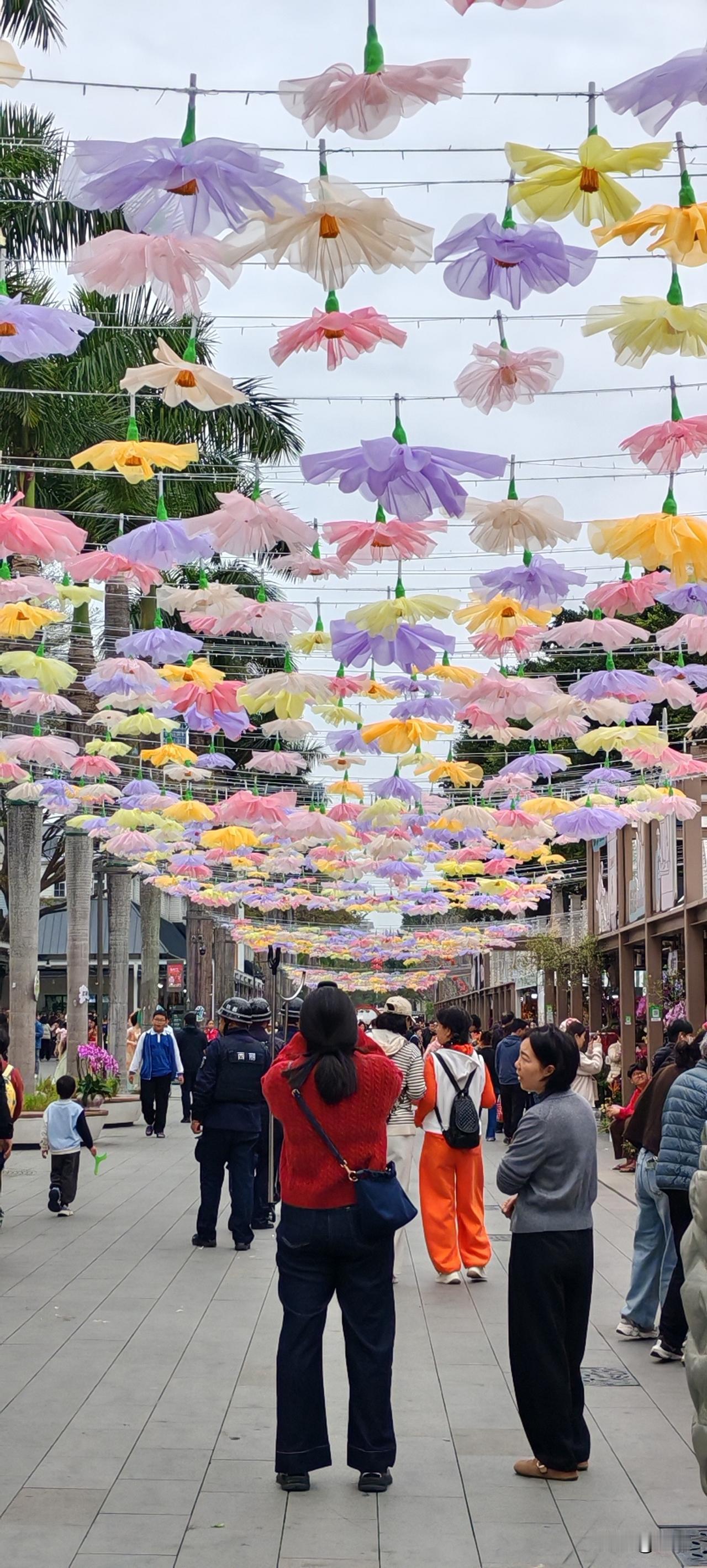 这不过年了嘛，男子父亲突然向男子要3万块钱，说有急用。男子和媳妇一说，媳妇当时就