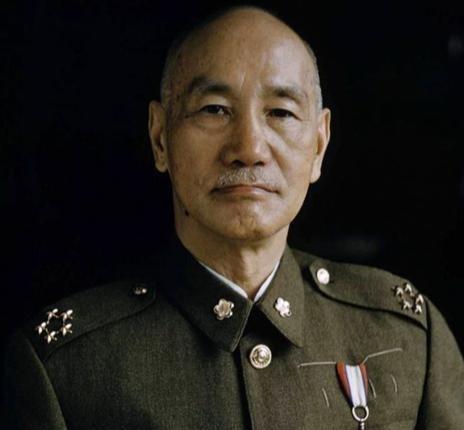1949年从大陆运到台湾装在木桶里的黄金，共有386万两。1949年是个啥年头