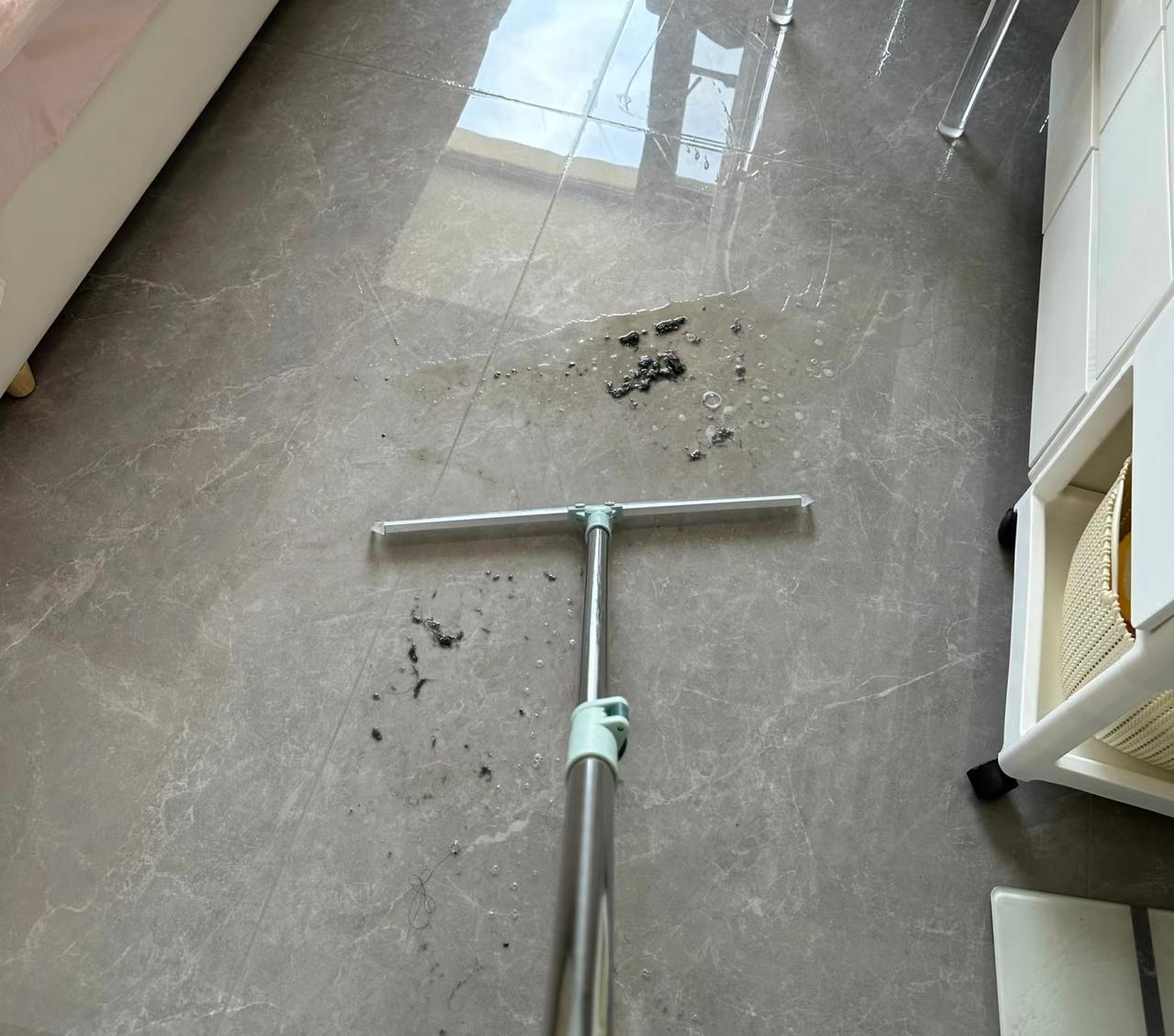 发现没人真的不能太爱干净​我姑姑，62岁了，在我周围我没有看到过，比她更爱干