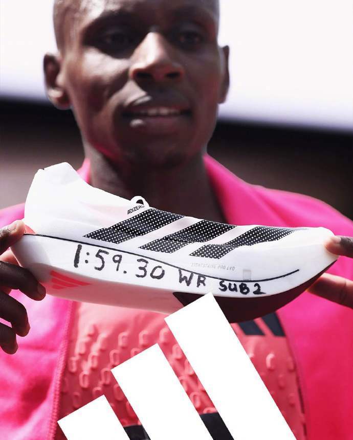 阿迪达斯助人类马拉松首次破二2026伦敦马拉松见证了体育史上最伟大的突破之一，