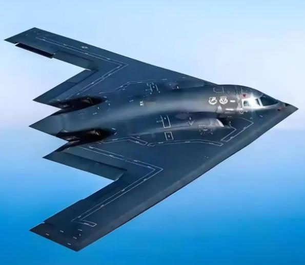 可能有人会问，美国那B-2隐身轰炸机要是真敢来中国，到底有多大机会能跑掉？