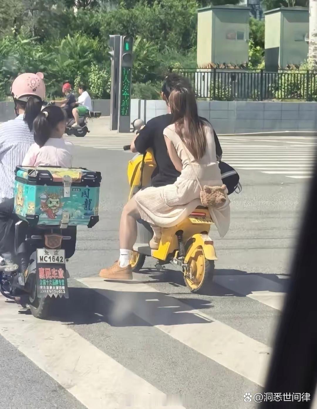 不仔细看真的会看错！​​​