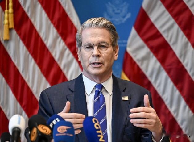 美国财长再次喊话中国！当地时间10月31日，美国财长贝森特宣称两年内美国将彻底摆