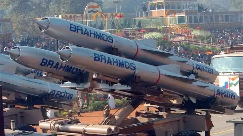 日本军力暗藏核武潜力？西南岛屿军事化布局曝光，十年内恐成地区大患