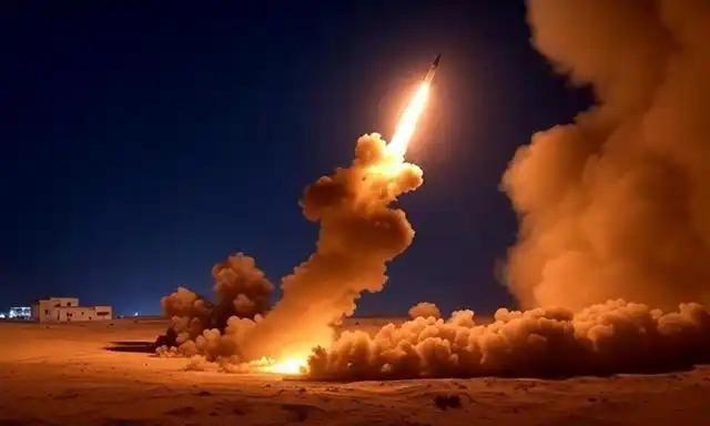 炸完雷达就授权！伊拉克直接给民兵开绿灯，美以这回真成靶子炸掉美军雷达与黑鹰直