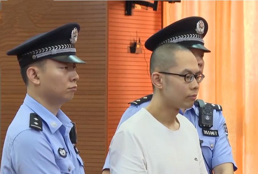 “我杀她是因为爱，为了帮她解脱！”北大吴谢宇弑母案二审结果公布，曝出惊人细节，家