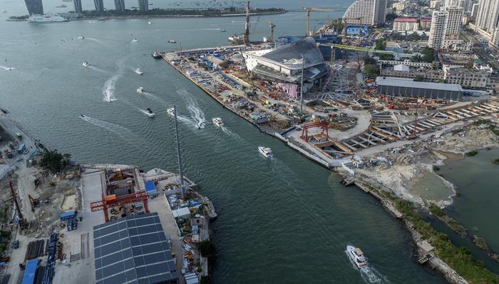 国际高度讨论！2025年12月18日，海南自贸港封关第一天！国际高度关注，印度：