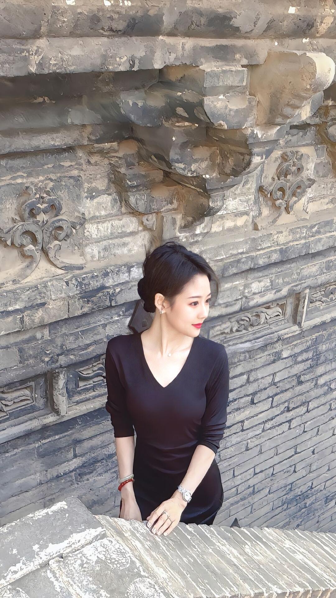 失去分享的欲望，便是一切关系散场的开始。从前的废话都有回应，如今的真心却无处安放