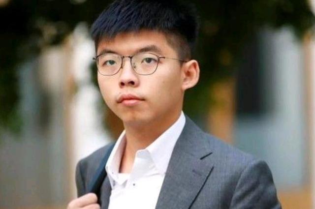 借律师之口，黄之锋的态度曝光了！黄之锋希望通过积极认罪，争取到改过自新的机会！9