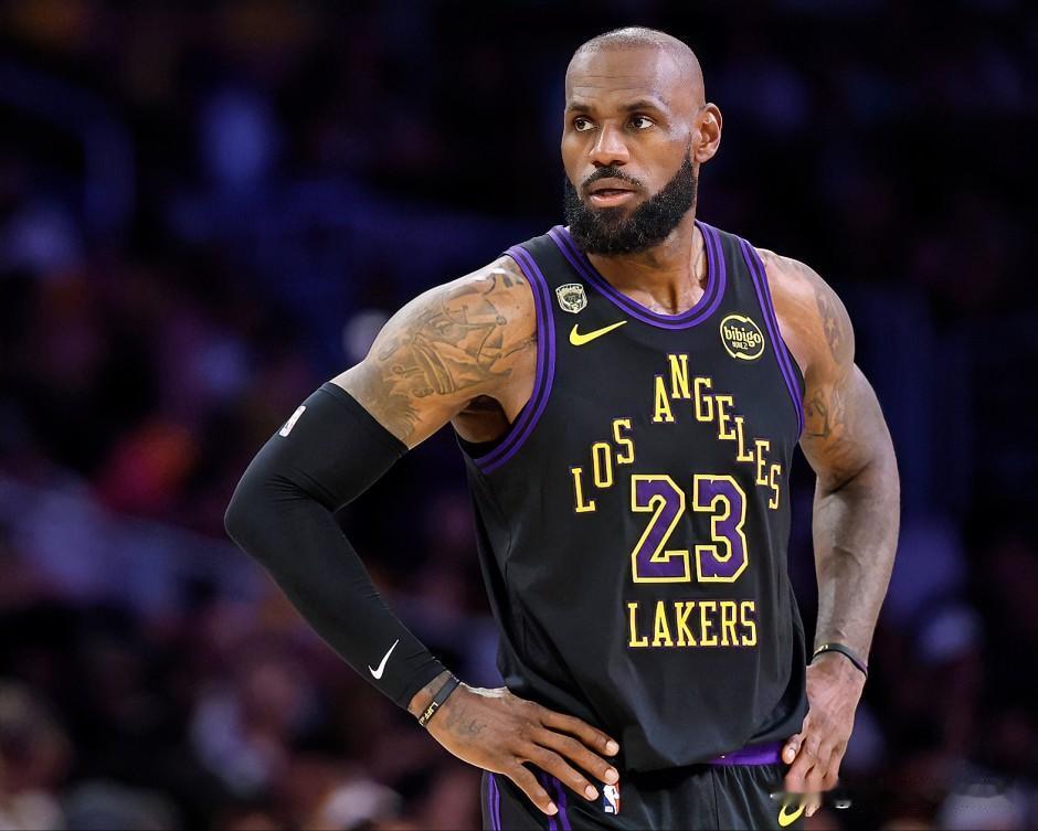 新秀公开排NBA历史前三：乔丹第一，詹姆斯第二！美国潜力新星迪班萨近期参与节
