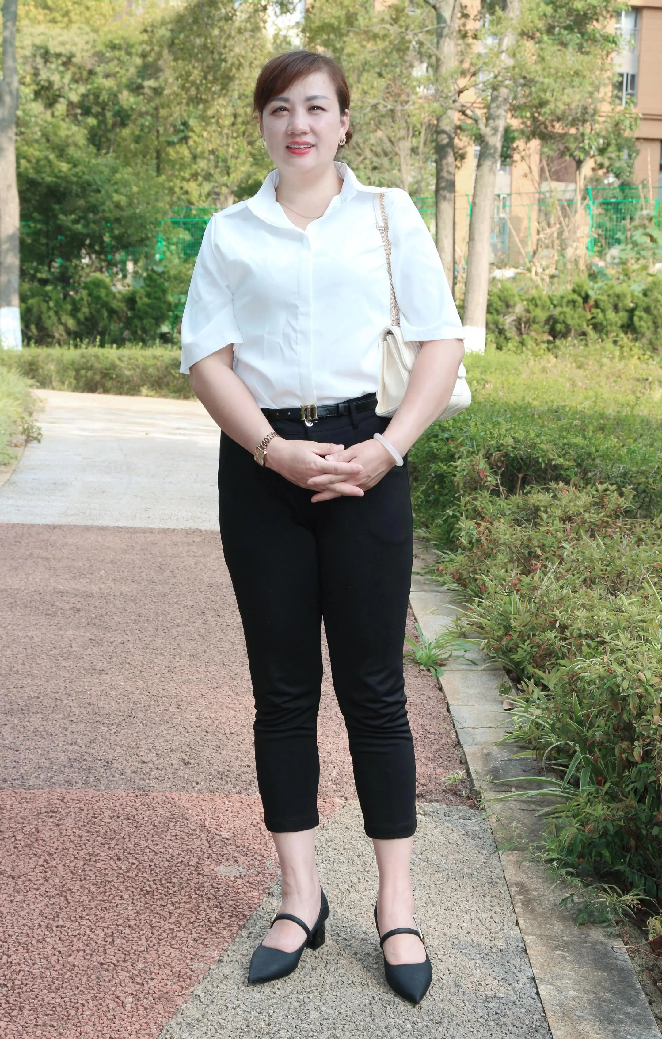 穿搭分享 街拍穿搭 潦浒