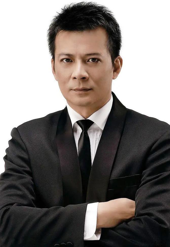 64岁黄日华退圈：把7000万给妻治病，守着思念过通透人生黄日华，不是不爱