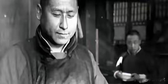 报纸里的接头暗号：1949年地下党失联后的生死对接1949年，代号“608