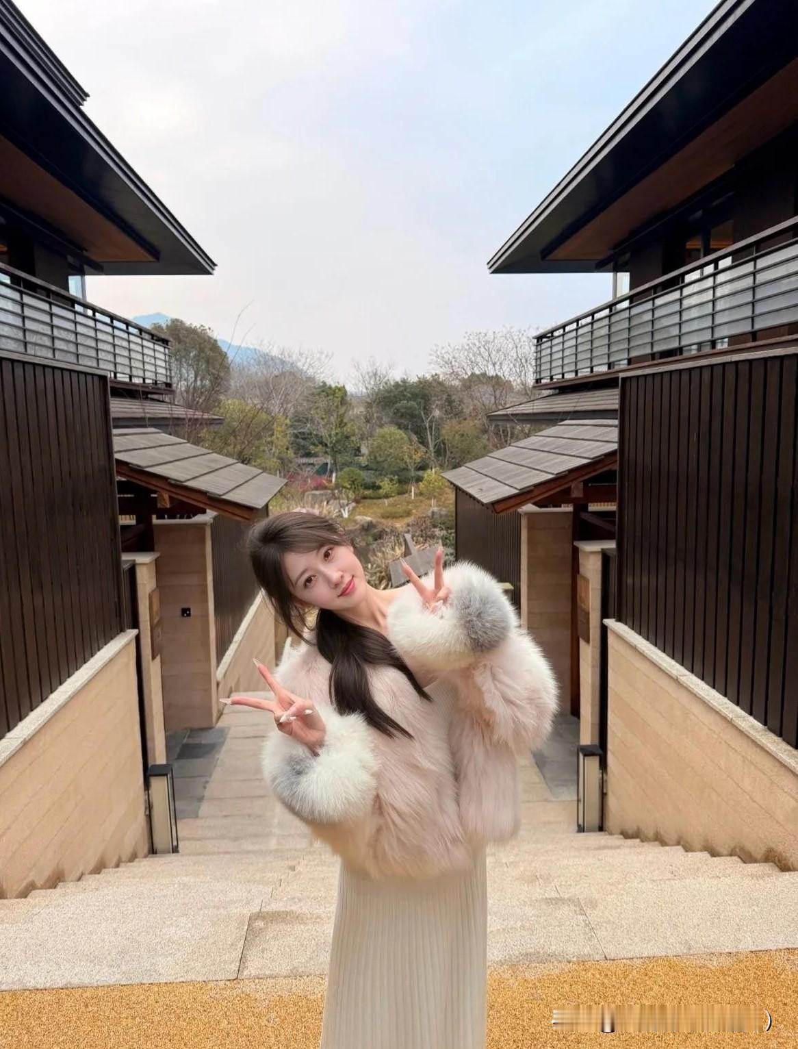 人到一定年纪，最该学会的是“不讨好”。现在的我，终于把所有关系都看开了。