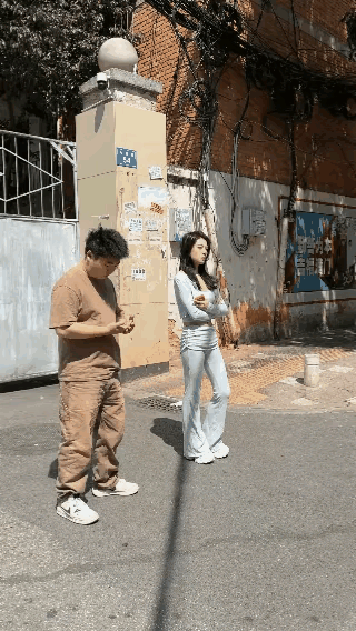都说美女好办事，看来真的一点不假，这不就说明了一切。
