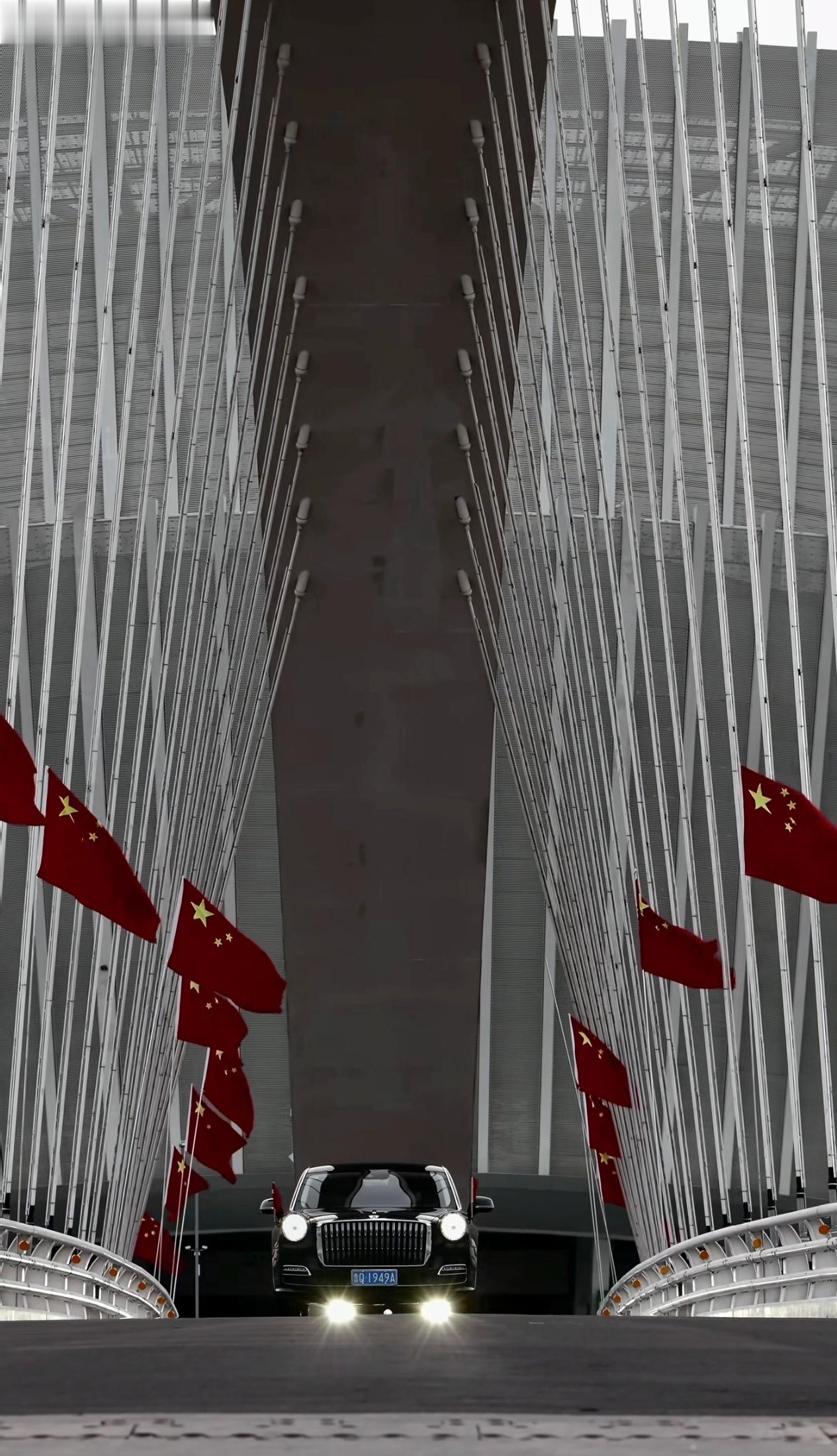 这个车牌比车子厉害
