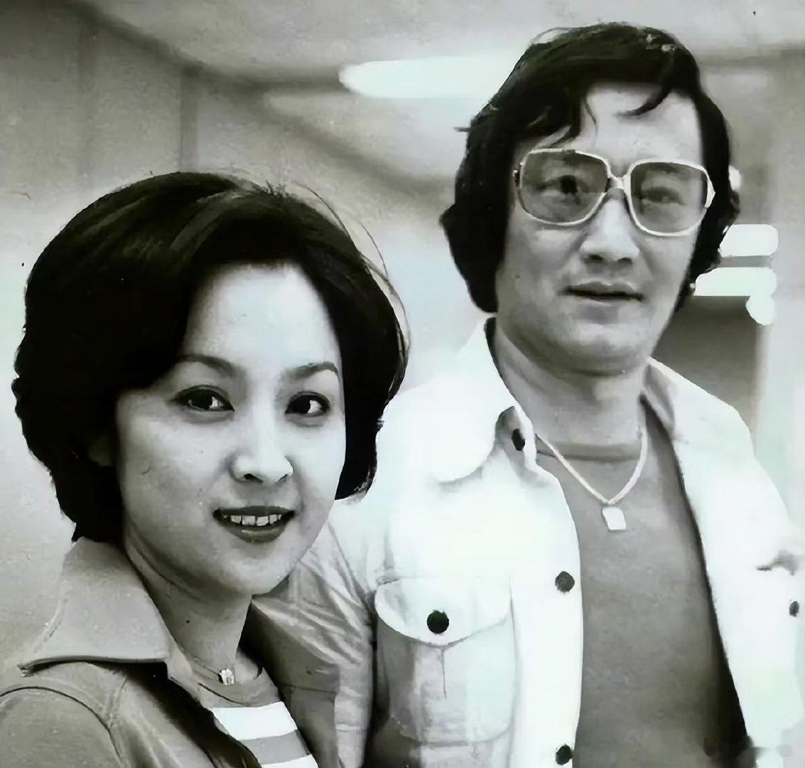  谢贤感情史拿得起放得下，爱时真心不爱就放手，谢贤活成了很多人羡慕的样子。谢贤