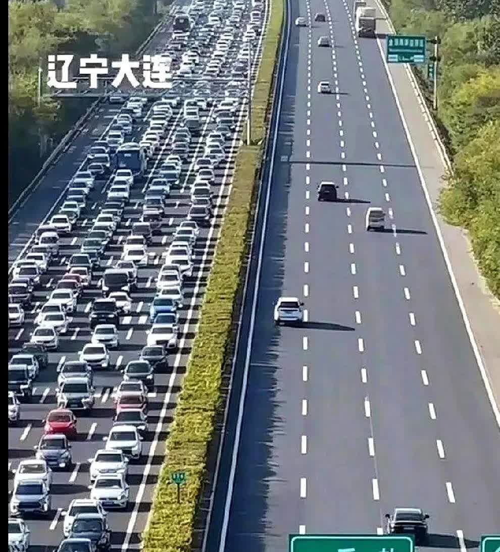 去保养车的时候，4S店告知我：“您的刹车片厚度仅剩3.5毫米了，得更换了。”于是