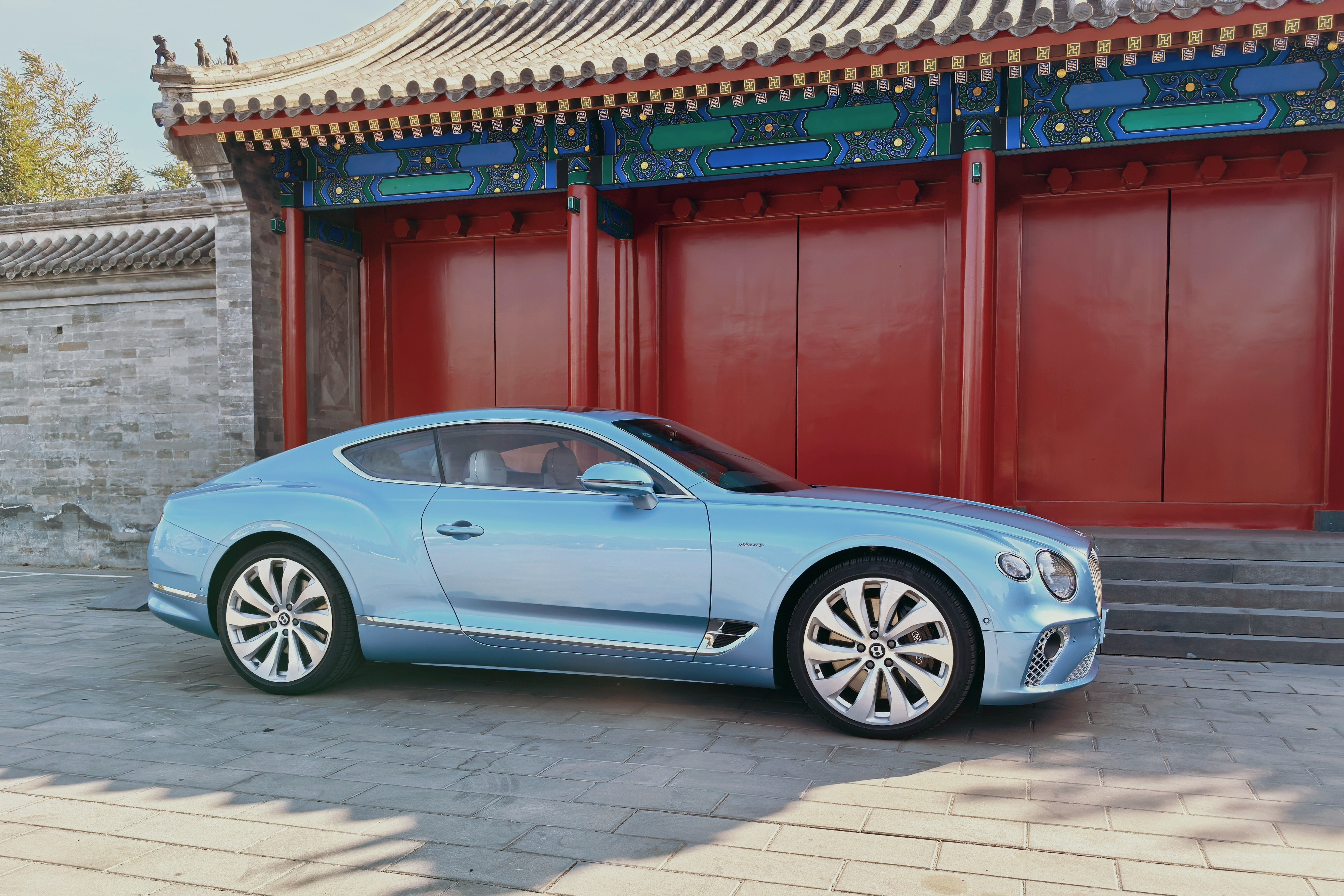 BentleyContinentalGTAzure宾利宾利欧陆才想起来这