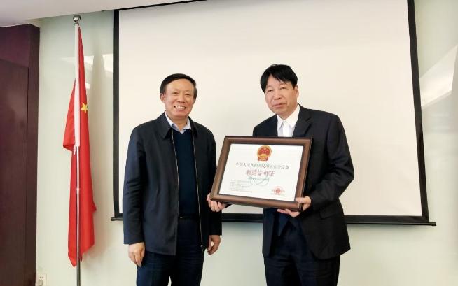 为何全球只有中国拼命建核电？若非外媒说出真相，至今都蒙在鼓里！中美科技博弈，