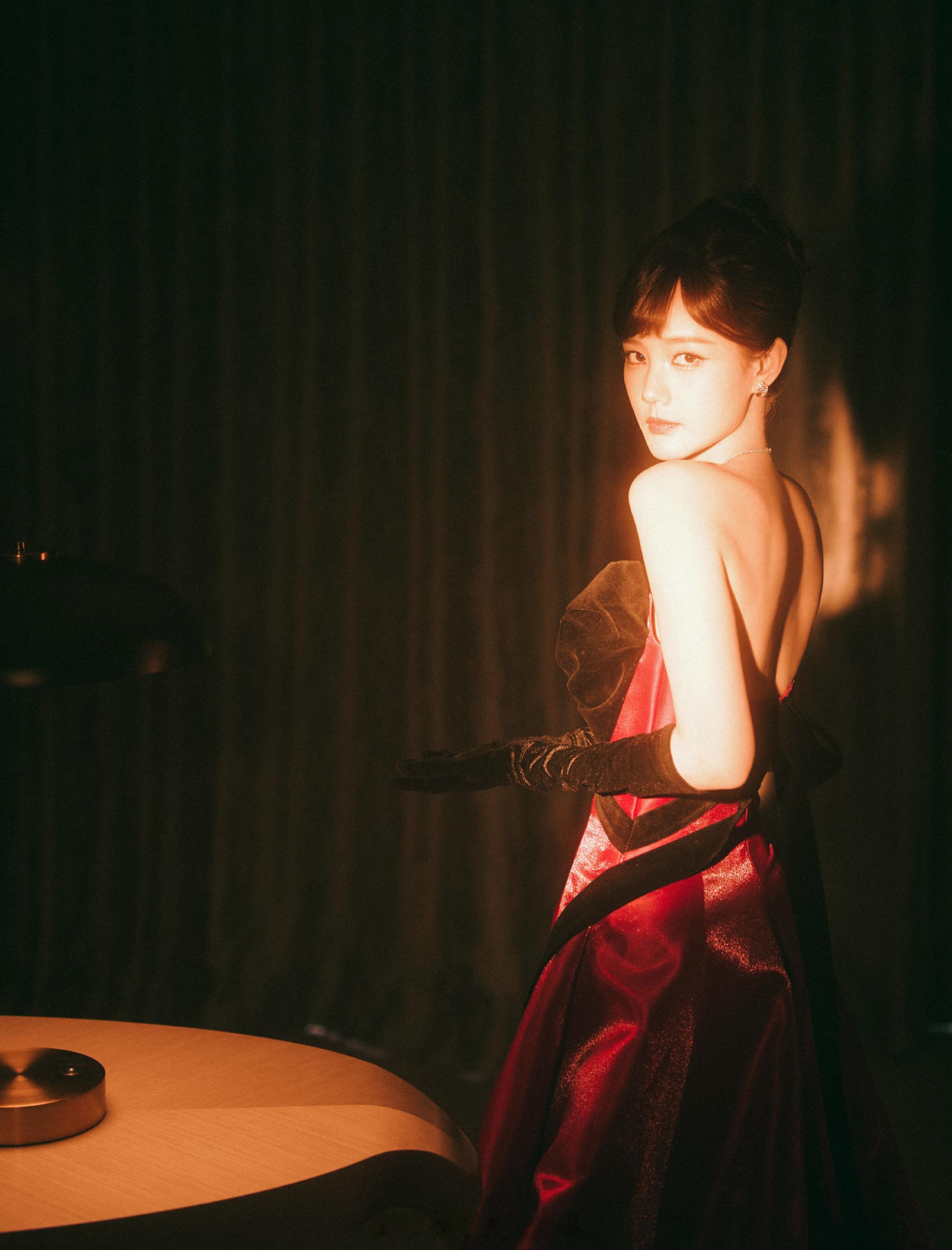李一桐暗夜狐妖小红娘​​​