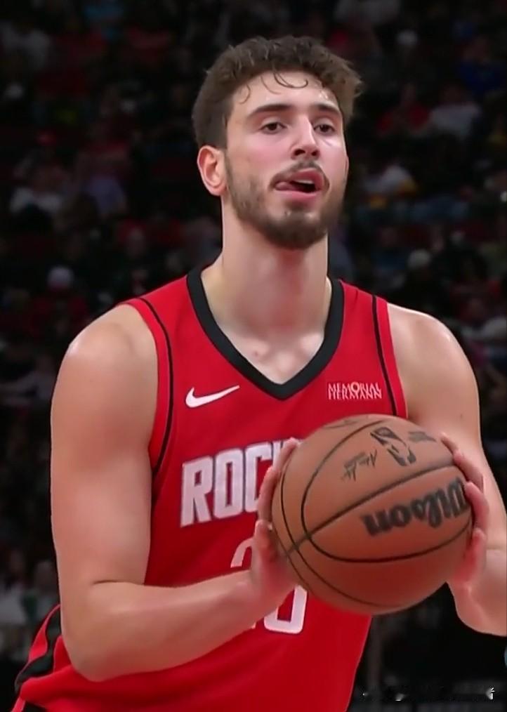 申京新赛季已经打完的9场比赛表现！！！客场打雄鹿：40分钟，15中10，三分球