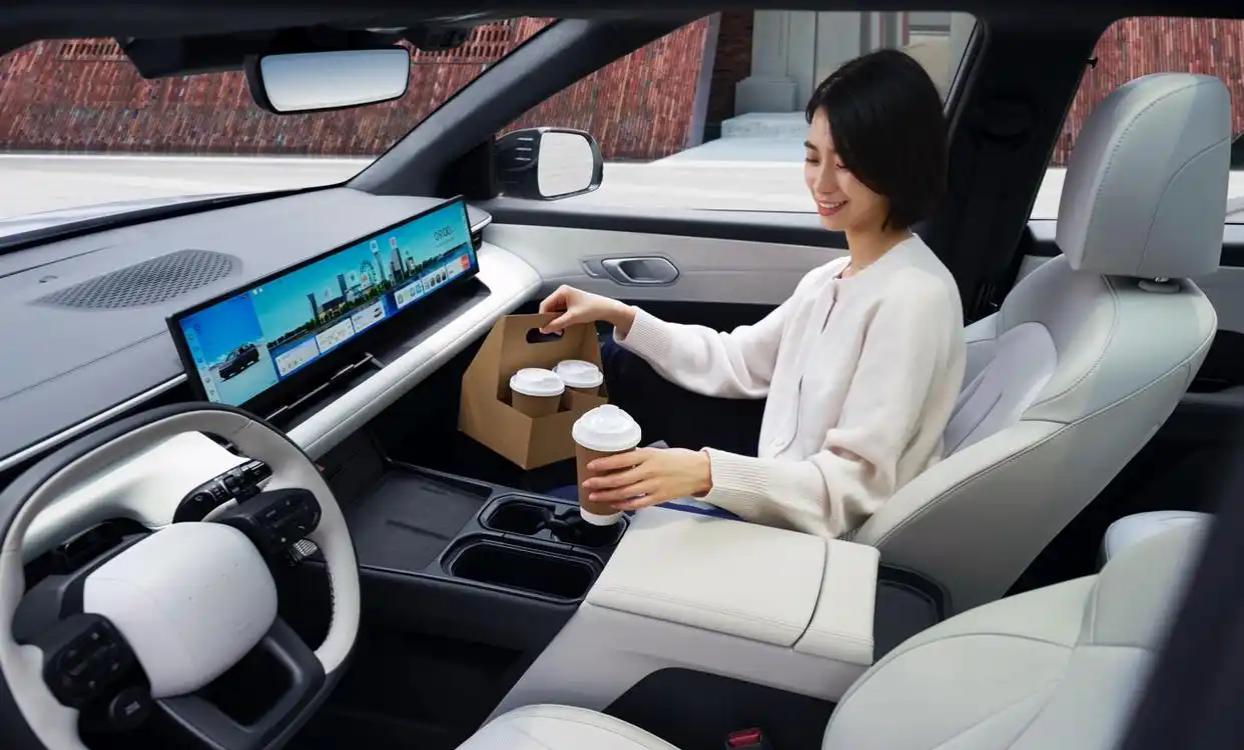 单车导购丨11.98万起北京现代EO羿欧，3款车型该怎么选？10月29日，