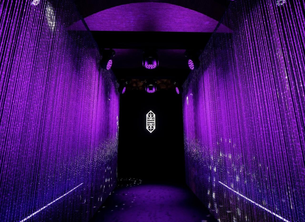 百万级轿车新标杆，尊界S800凭实力赢得圈层认同高端圈层的选择，从不依赖广告，