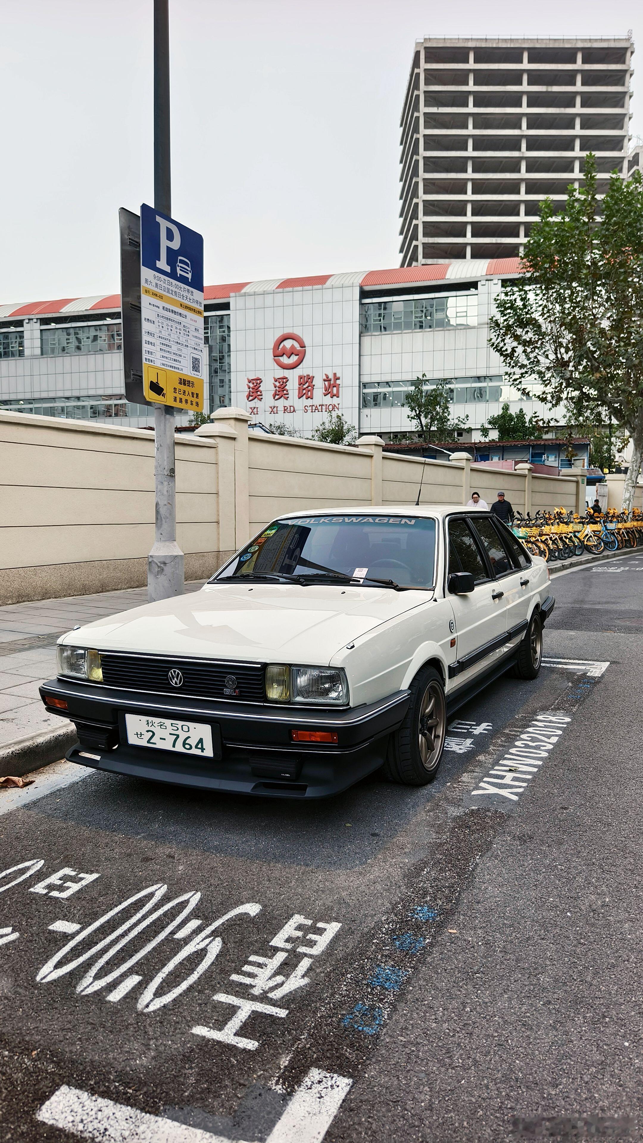 大v聊车我的天！怎么会有这么顶的普桑