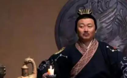 公元385年八月二十五日，姚苌派人把苻坚缢死在新平的佛寺内，这位“平燕定蜀，擒代