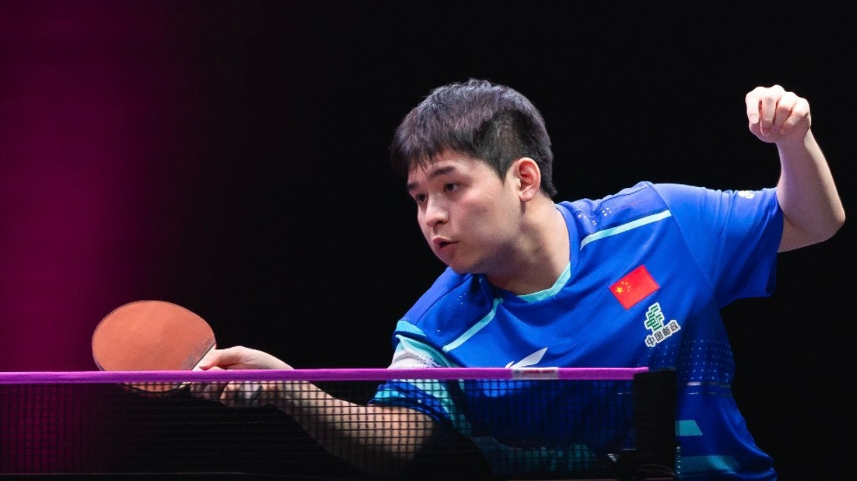 林诗栋赛点吃发球把球打一旁！王皓焦急无奈，韩国名将竖手指庆祝