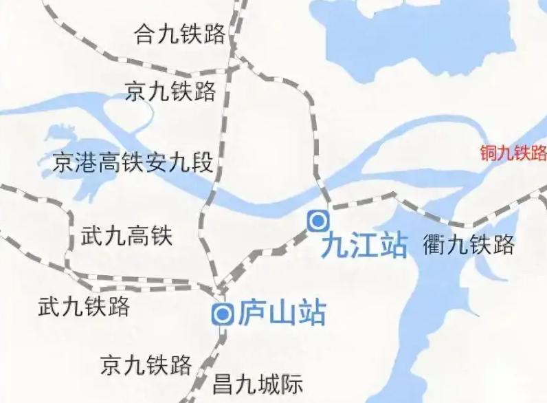 多条高铁加持，九江枢纽为何更弱了？九江的铁路地位曾辉煌一时，1862年开埠后，