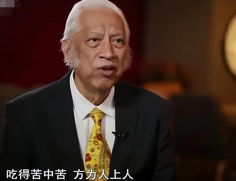 1947年出生的印尼富商向中国捐款建校、建医院、公共设施等超过4亿元。他是印尼和