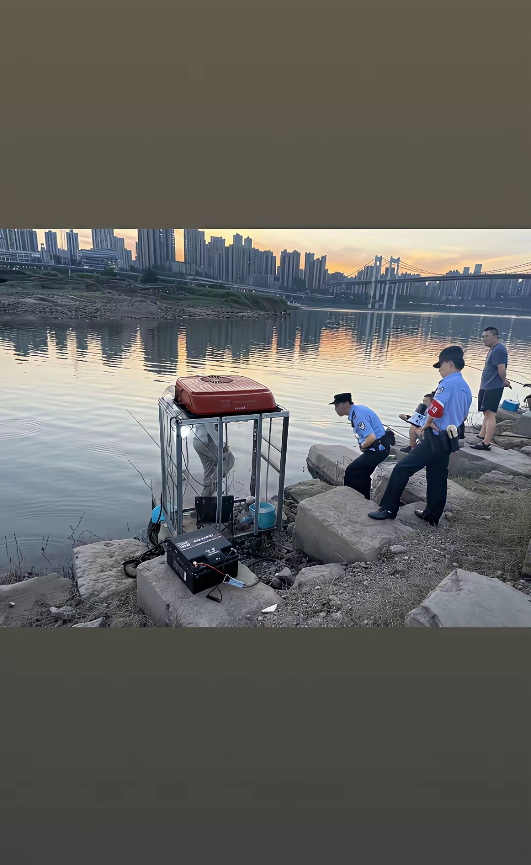 这个大哥绝对专业，我一直以为我的装备已经够齐全了，现在你告诉我还差一个空调