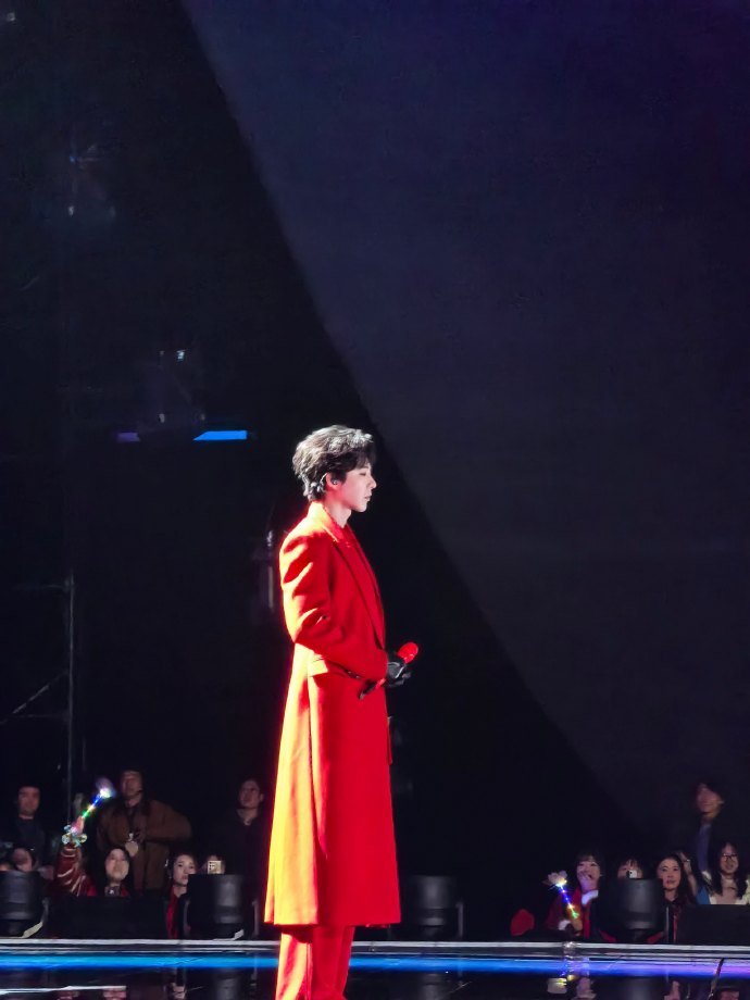 刘宇宁带着歌声和故事赴一场温暖的团圆刘宇宁好事马上发生刘宇宁好事马上发，刘宇