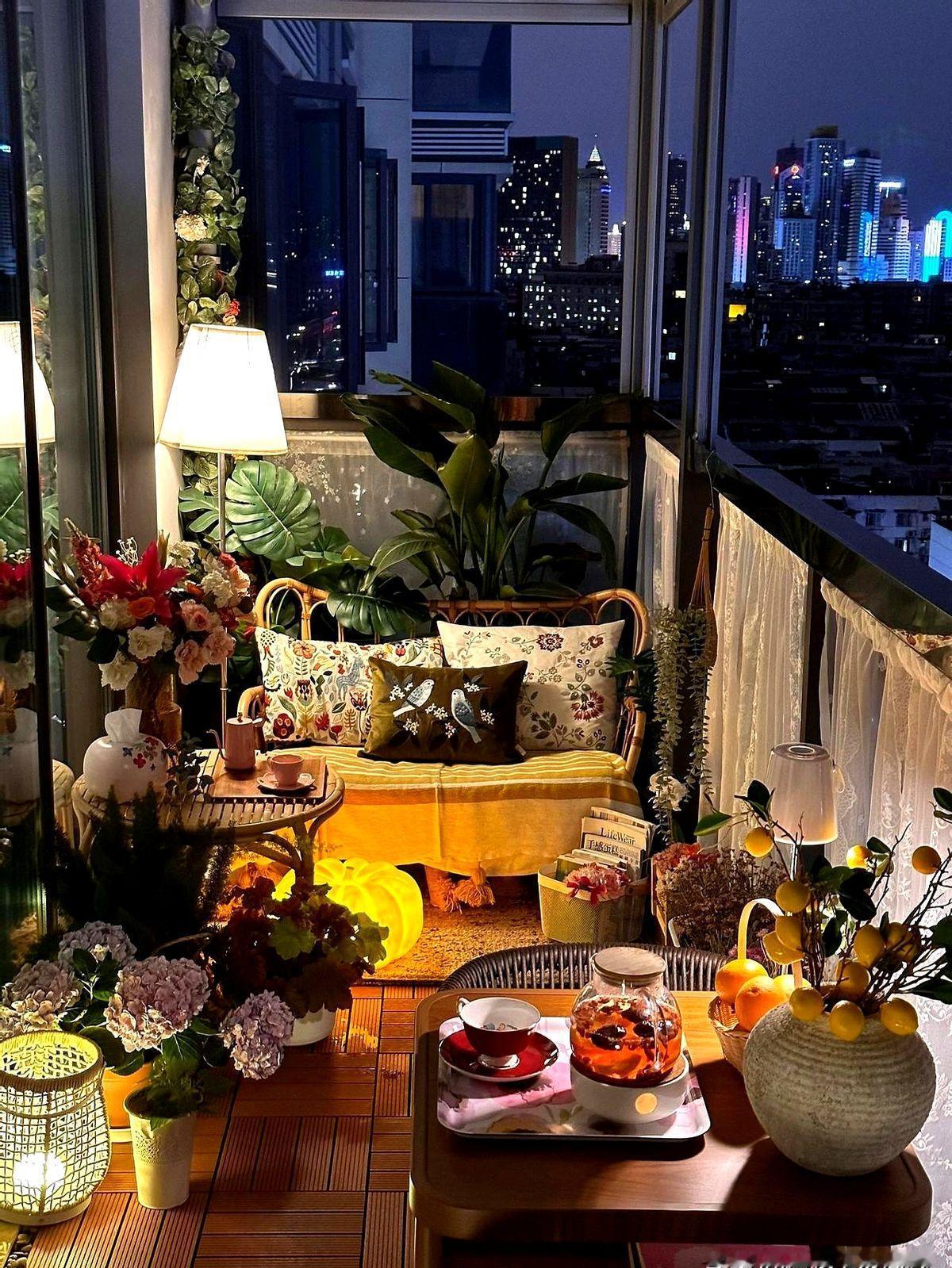 为什么现在的很多负债人，一逾期就彻底崩？账单一出来，他们就扭过头当没看见，任凭