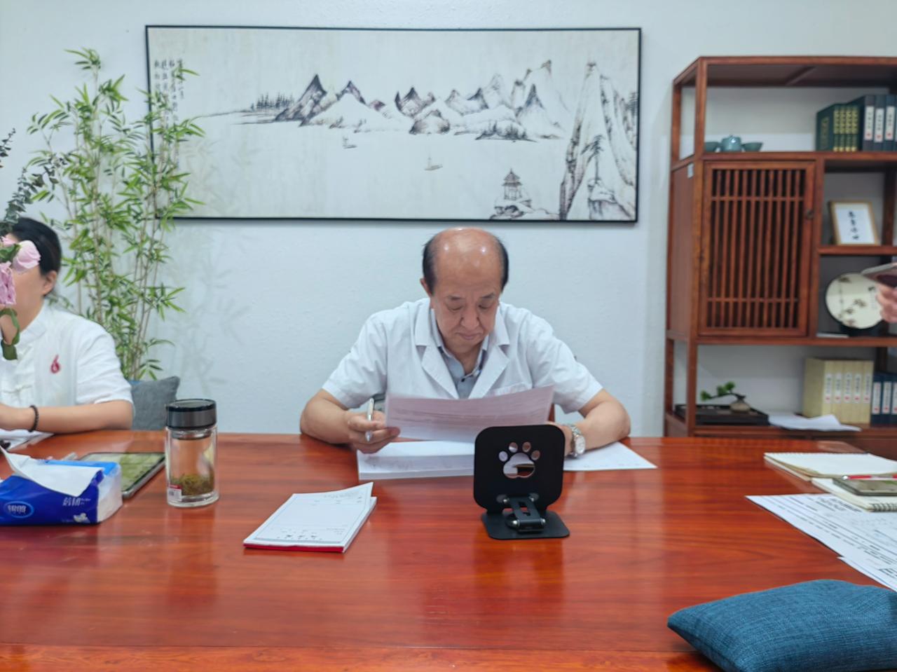 三步切断鼻炎、鼻窦炎、腺样体肥大的恶性循环！鼻炎、鼻窦炎、腺样体肥大的根源是