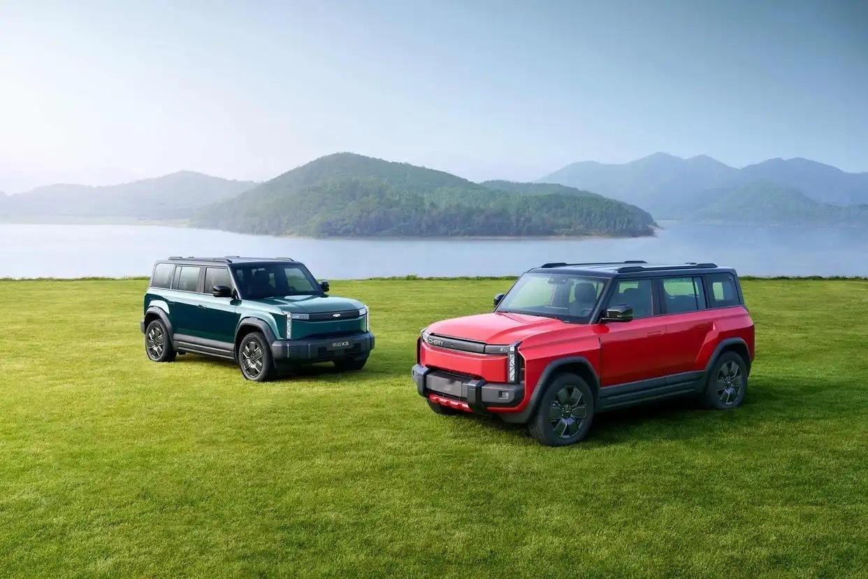 全铝车身定位紧凑型SUV，奇瑞风云X3系列双车上市售8.99万元起！新车共推出风